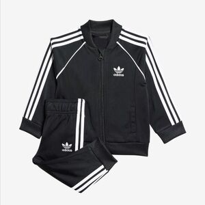 Adidas Set 18months NWOT